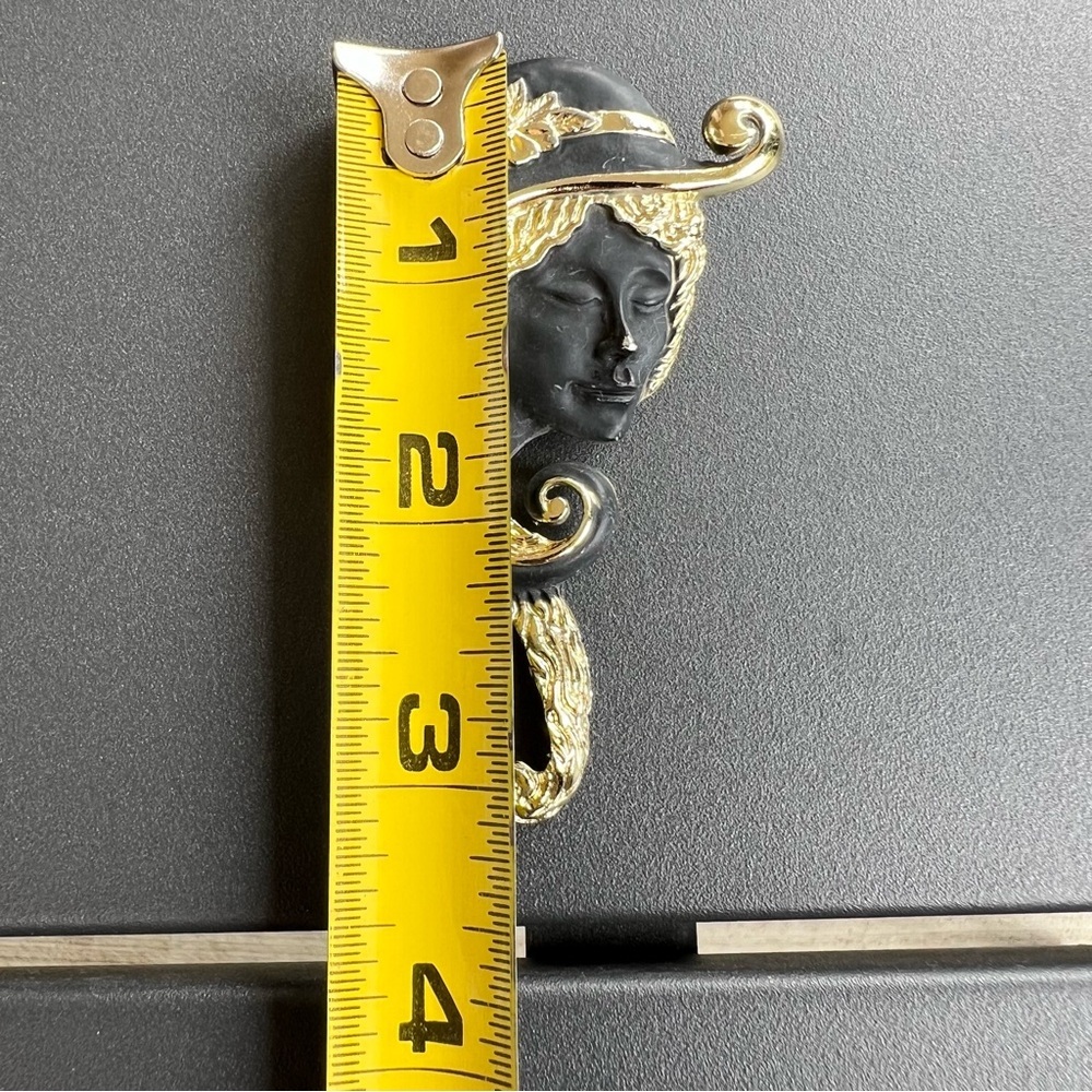 Vintage Torino Beautiful Lady Brooch - Picture 8 of 9